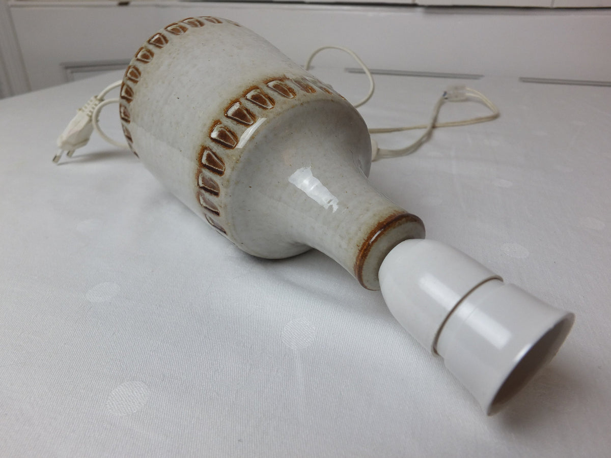 1960s White Søholm Danish Lamp, Stentoj Bornholm, Scandinavian Design, lighting, earthy pottery ceramic, table or desk lamp