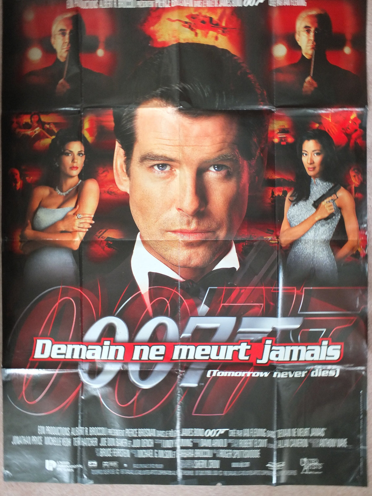 Original Vintage French Movie Poster Tomorrow Never Dies 007 James Bond 1997 wall art affiche de film Pierce Brosnan Ian Fleming Pryce