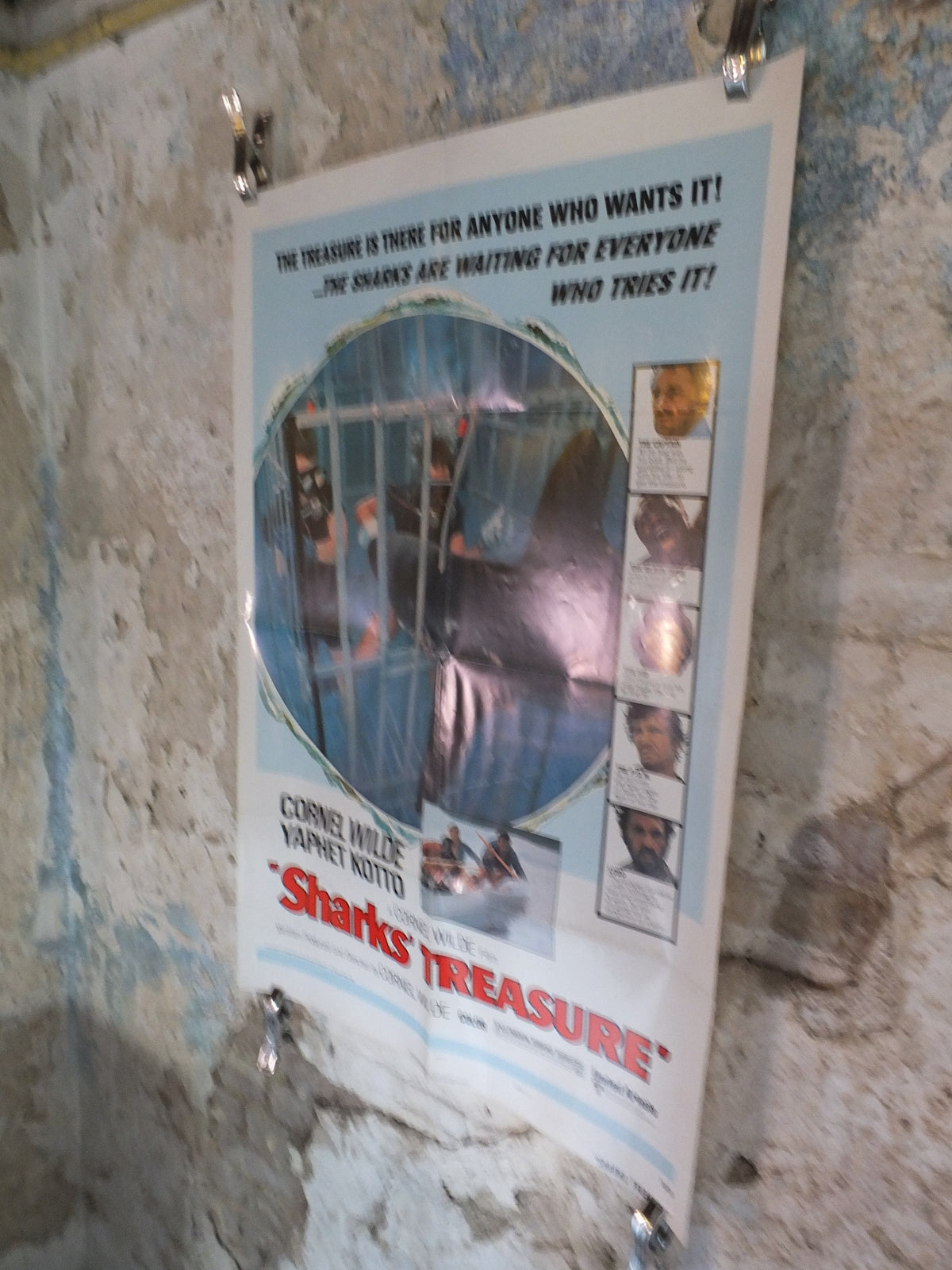 Original Vintage Movie Poster Sharks Treasure 1975 1970s wall art Cornel Wilde divers cage jaws swim US one sheet cinema film memorabilia