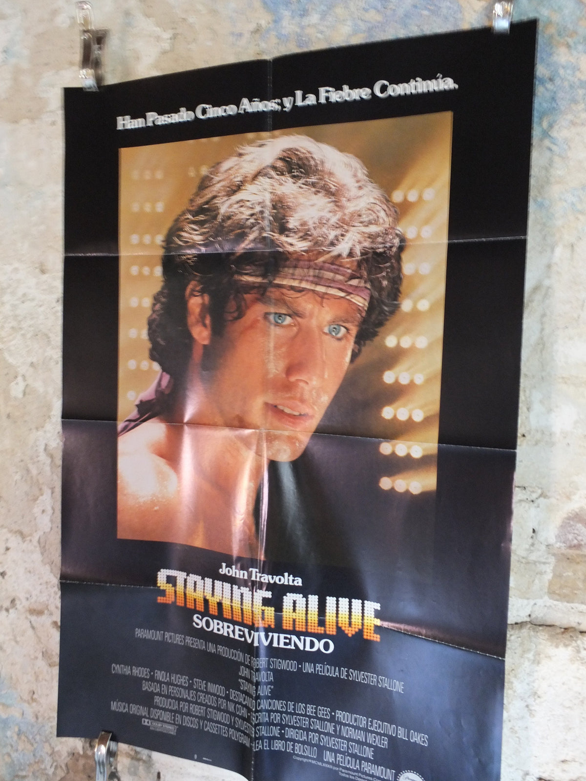 Original Vintage Movie Poster Staying Alive 1980s wall art John Travolta Spanish Saturday Night Fever US one sheet cinema film memorabilia