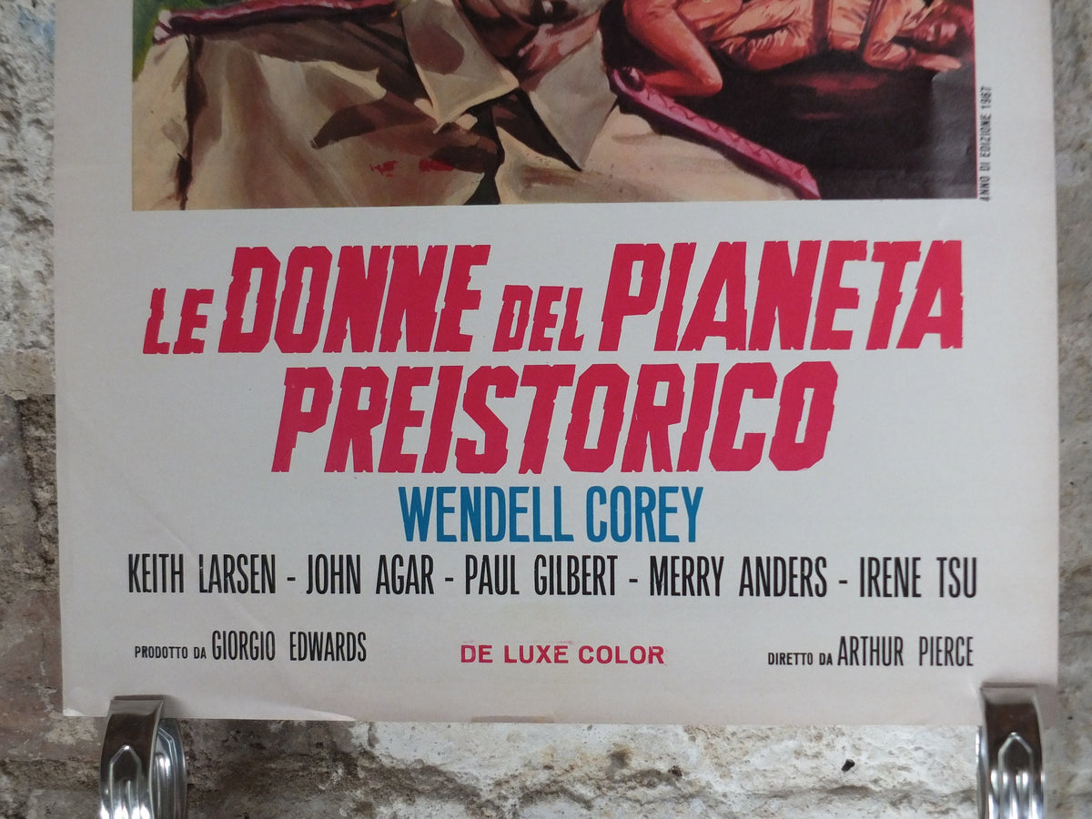 Original Vintage Italian Movie Poster Women of the Prehistoric Planet Lucasfilm Le Donne Pianeta Preistorico 1966 wall art print film cinema