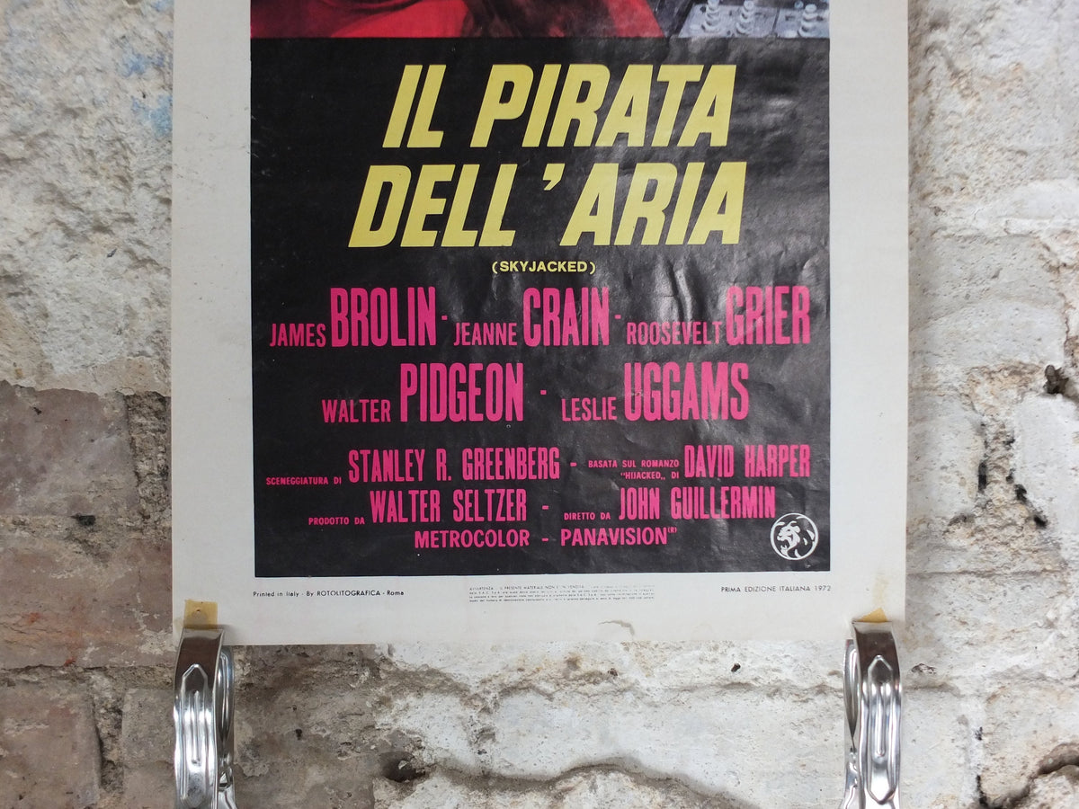 Original Vintage Italian Movie Poster Hijacked Il Pirata Dell 'Aria 1972 Charlton Heston James Brolin wall art print