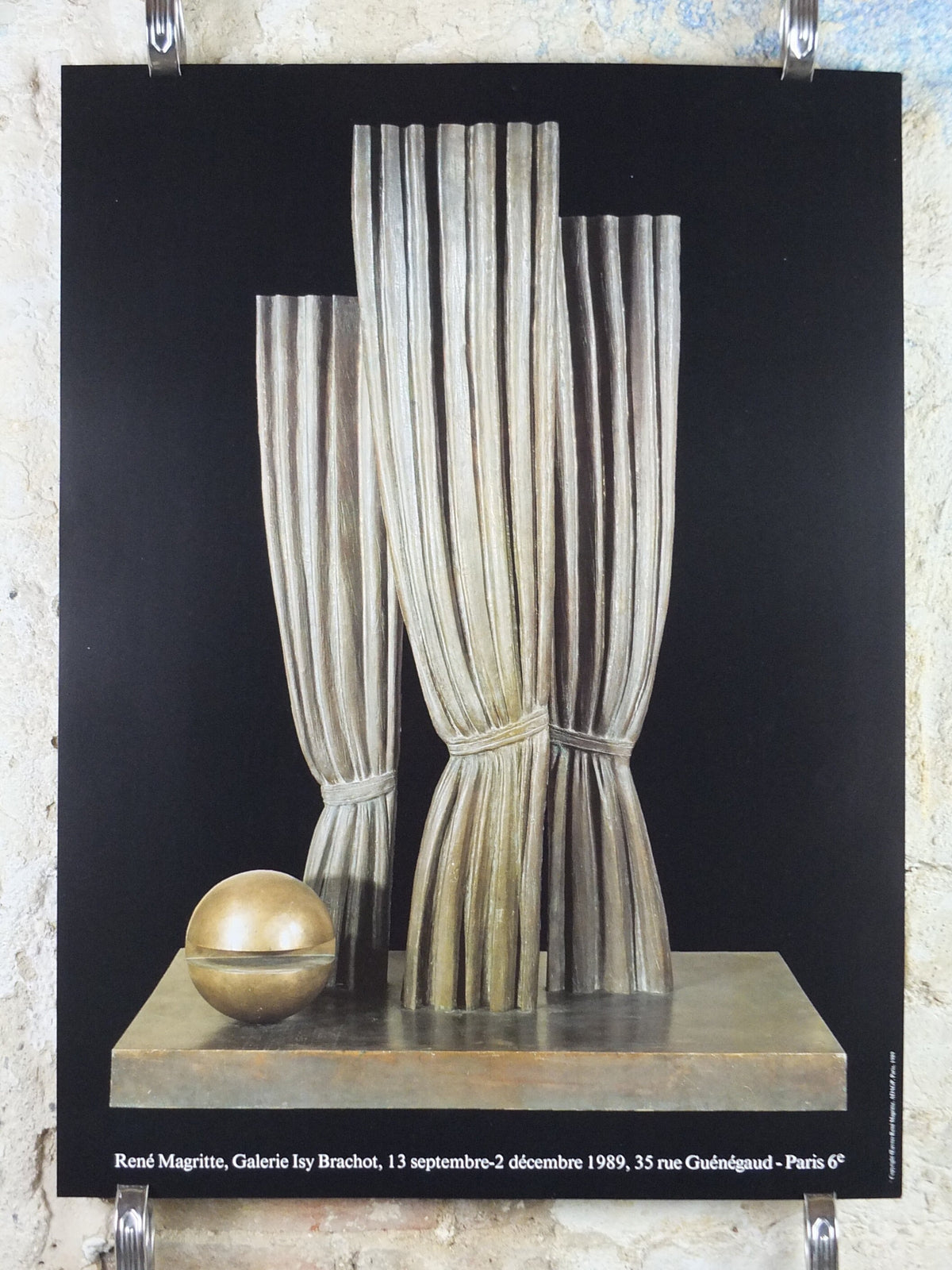 1989 Rene Magritte Poster, La Joconde or Mona Lisa from 1969, amazing condition, sculpture surrealism, gallery exhibition wall art 1980s
