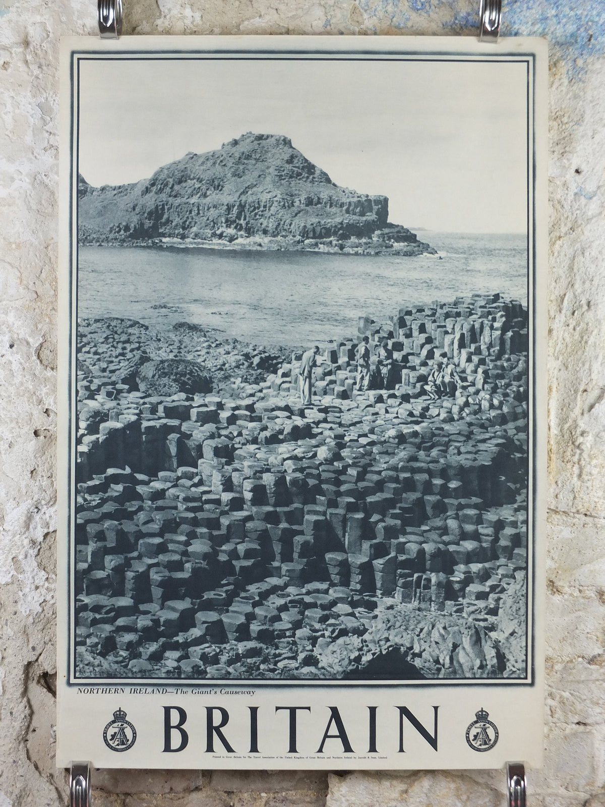 1947 The Giants Causeway Britain Poster, Northern Ireland, Travel Association United Kingdom, travel tourism holiday vacation wall art decor