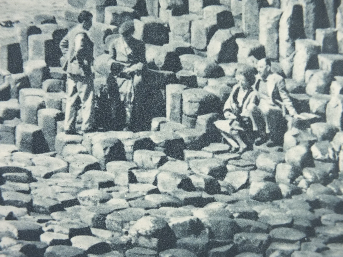 1947 The Giants Causeway Britain Poster, Northern Ireland, Travel Association United Kingdom, travel tourism holiday vacation wall art decor