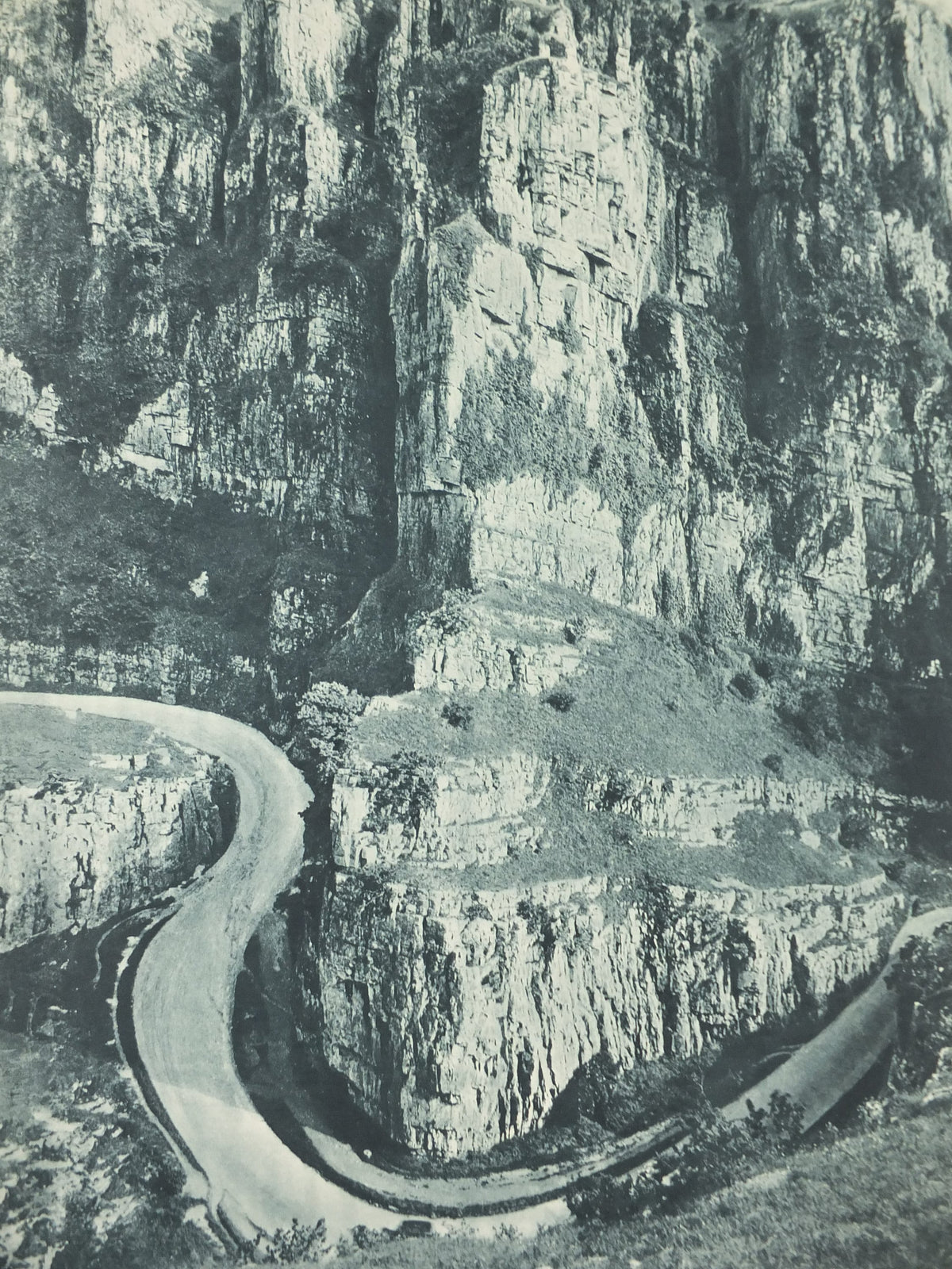 1947 Cheddar Gorge Britain Poster, Somerset caves, Travel Association United Kingdom, travel tourism, holiday vacation wall art decor
