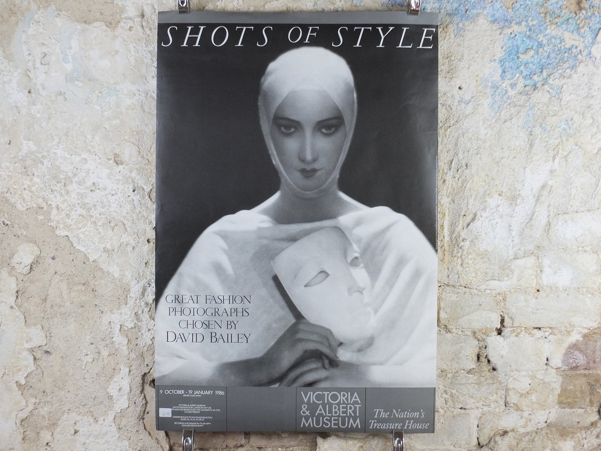 1986 V&A Museum Poster, David Bailey's Great Fashion Photographers, Victoria and Albert, gallery exhibition wall art decor