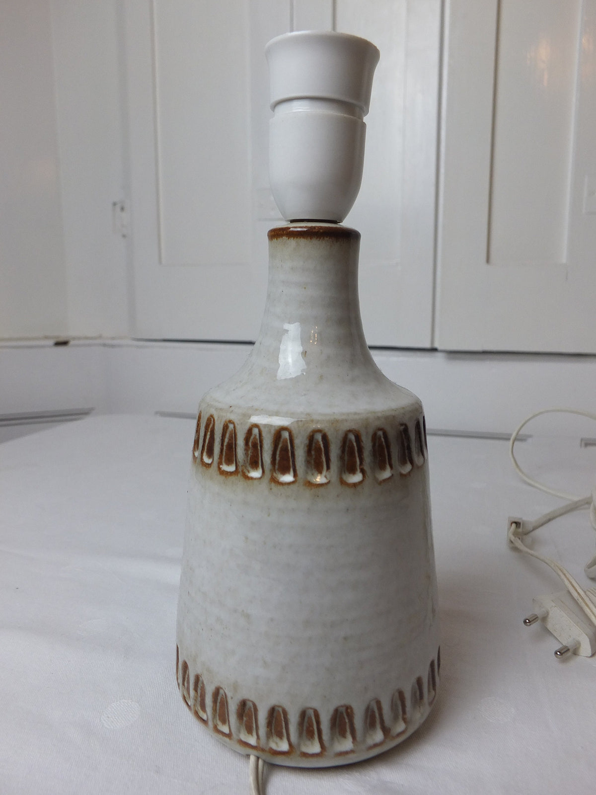 1960s White Søholm Danish Lamp, Stentoj Bornholm, Scandinavian Design, lighting, earthy pottery ceramic, table or desk lamp