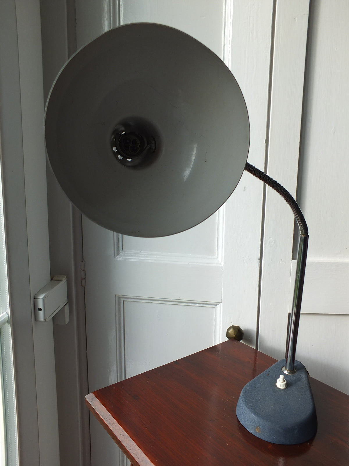 1950s Aluminor Nice French Lamp, blue gray, gooseneck lighting, chrome rod with flexible arm, table or desk lamp