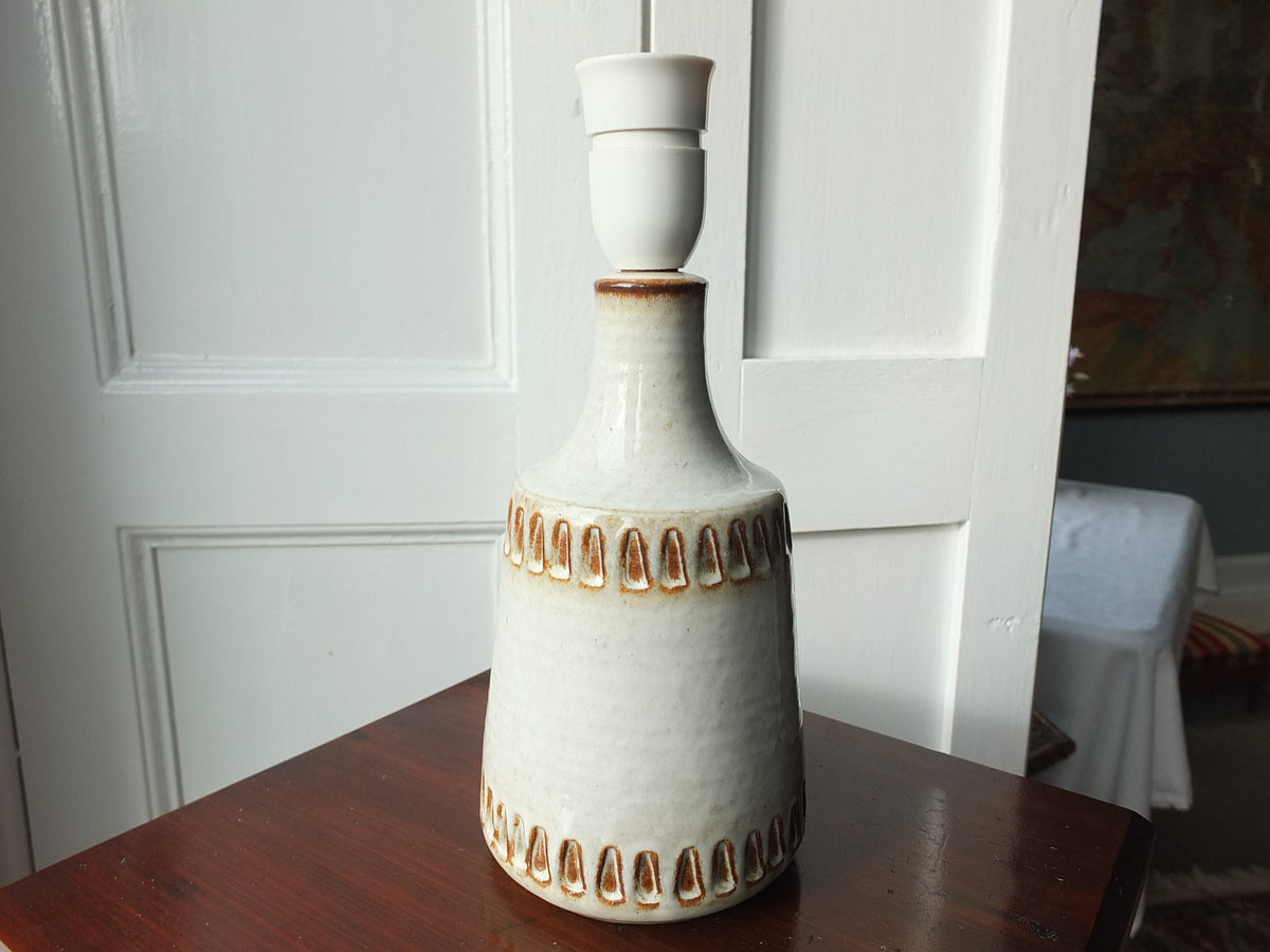 1960s White Søholm Danish Lamp, Stentoj Bornholm, Scandinavian Design, lighting, earthy pottery ceramic, table or desk lamp