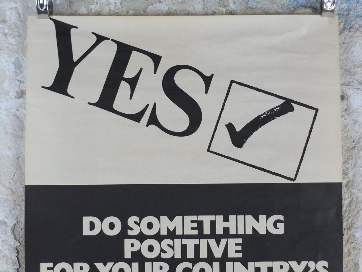 1975 Vote Yes to keep Britain in Europe Poster, initial referendum to join and stay in the EEC, democracy in Europe, wall art decor