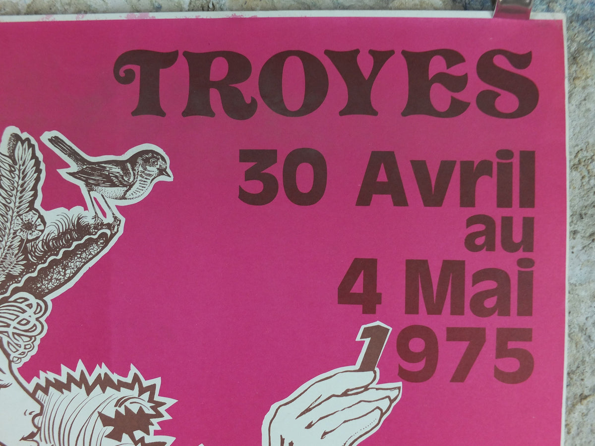 1975 French Antique Market Poster, Brocante and Braderie in Troyes in bold purple and magenta, wall art decor