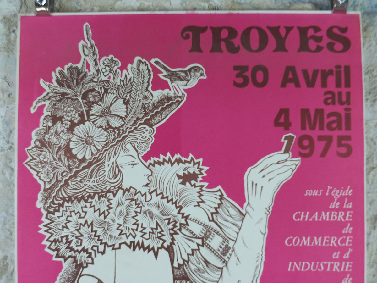 1975 French Antique Market Poster, Brocante and Braderie in Troyes in bold purple and magenta, wall art decor