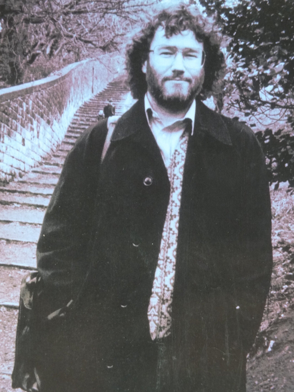 1995 Iain Banks Poster, a portrait of the author promoting Whit, Isis amongst the unsaved, monochrome, wall art retro decor