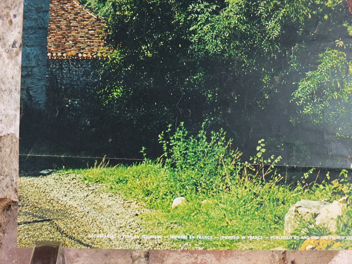 1960s Saint-Cirq-Lapopie Poster. Vallee du Lot, St Cirq la Popie, France, travel wall art decor