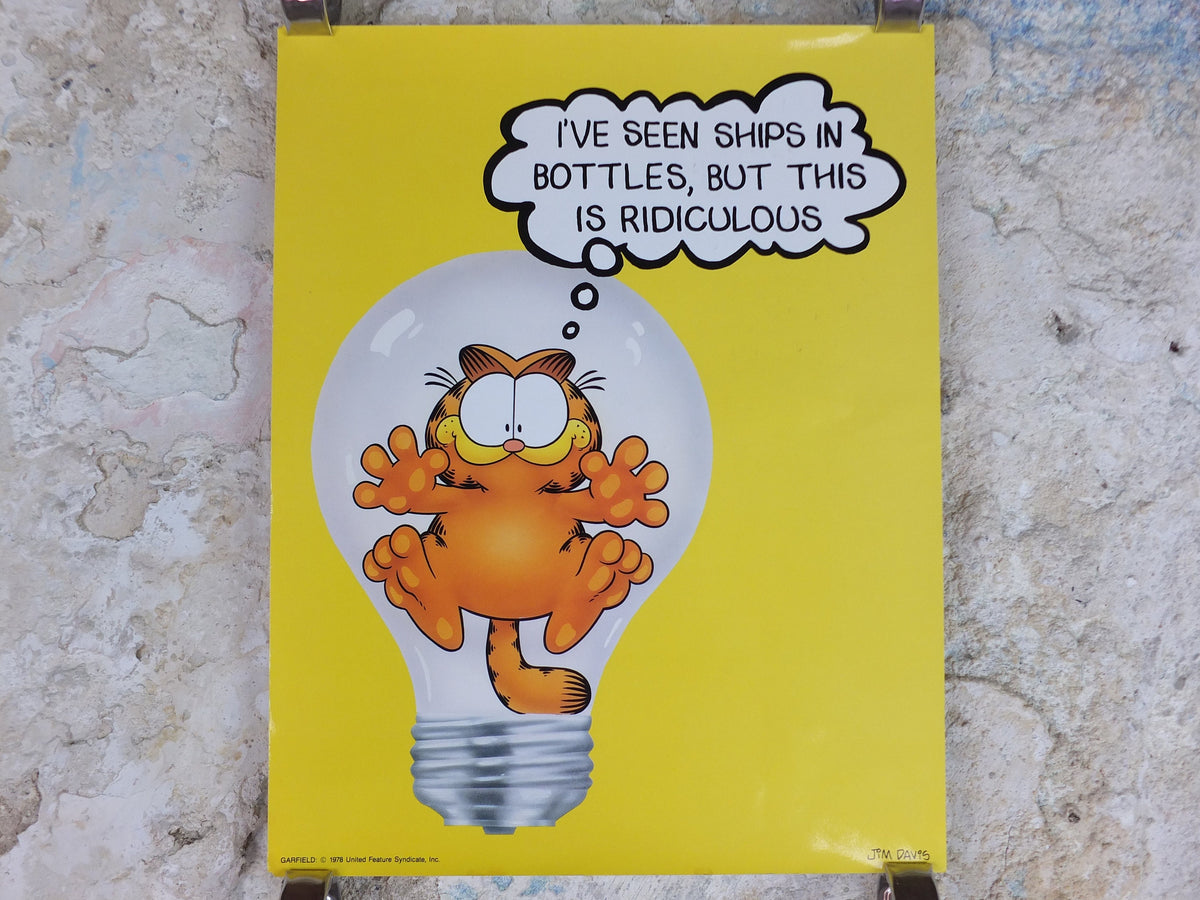 1978 Garfield Poster, Garfield in a lightbulb, by Jim Davis, colourful print wall art retro decor