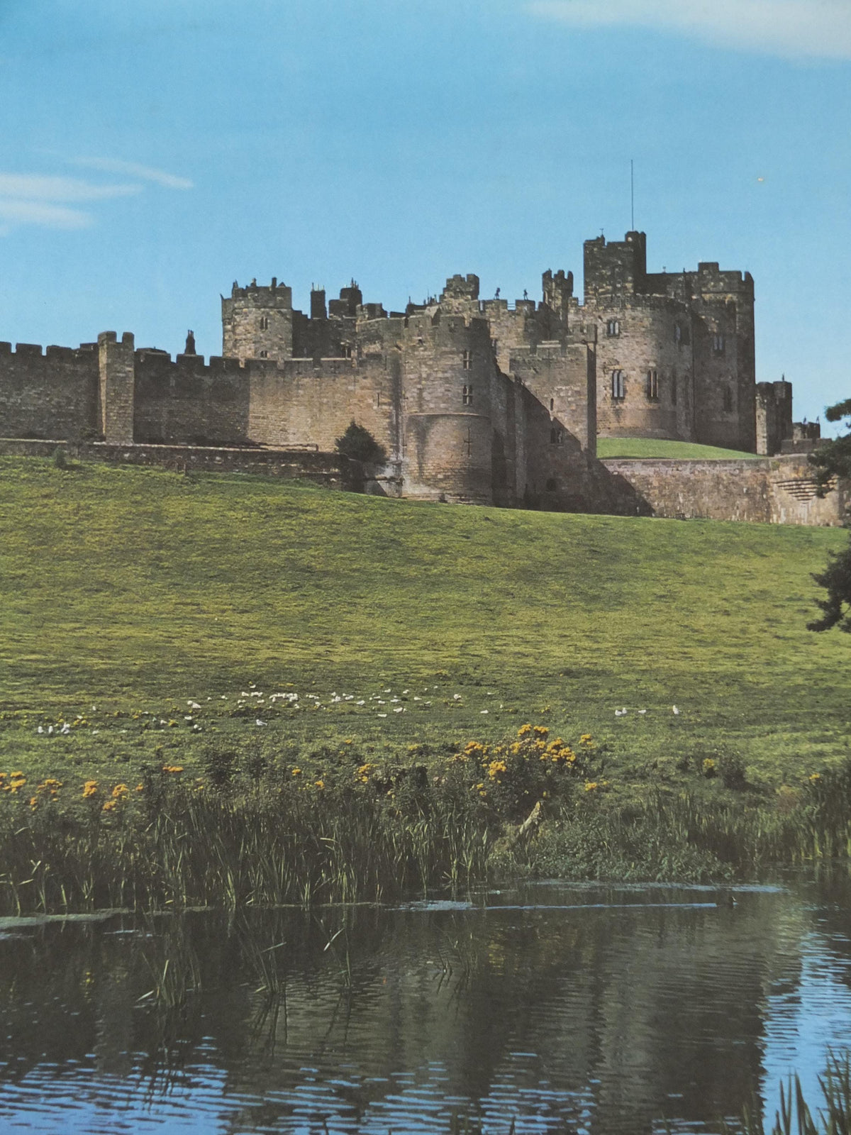 1970s Alnwick Castle Poster, Northumbria, Newcastle Upon Tyne, Northumbria Tourist Board, England, United Kingdom, travel wall art decor