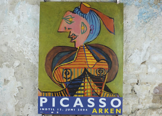 2004 Pablo Picasso Poster, Woman with hair like Aries on a green background 1937, Arken, Denmark, artist gallery exhibition, wall art decor