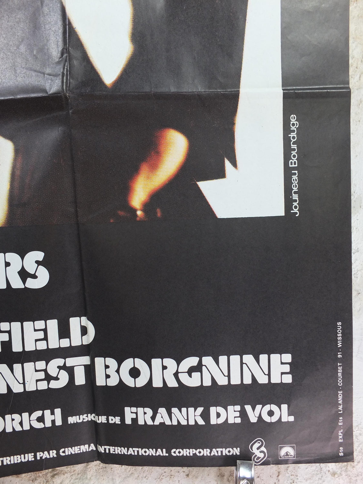 1975 Hustle Poster, Burt Reynolds Catherine Deneuve, La Cite Des Dangers, French "Grande" size, Vintage French, film cinema wall art decor