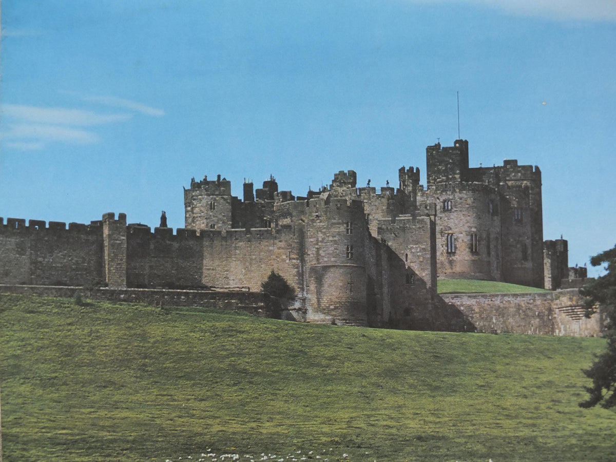 1970s Alnwick Castle Poster, Northumbria, Newcastle Upon Tyne, Northumbria Tourist Board, England, United Kingdom, travel wall art decor