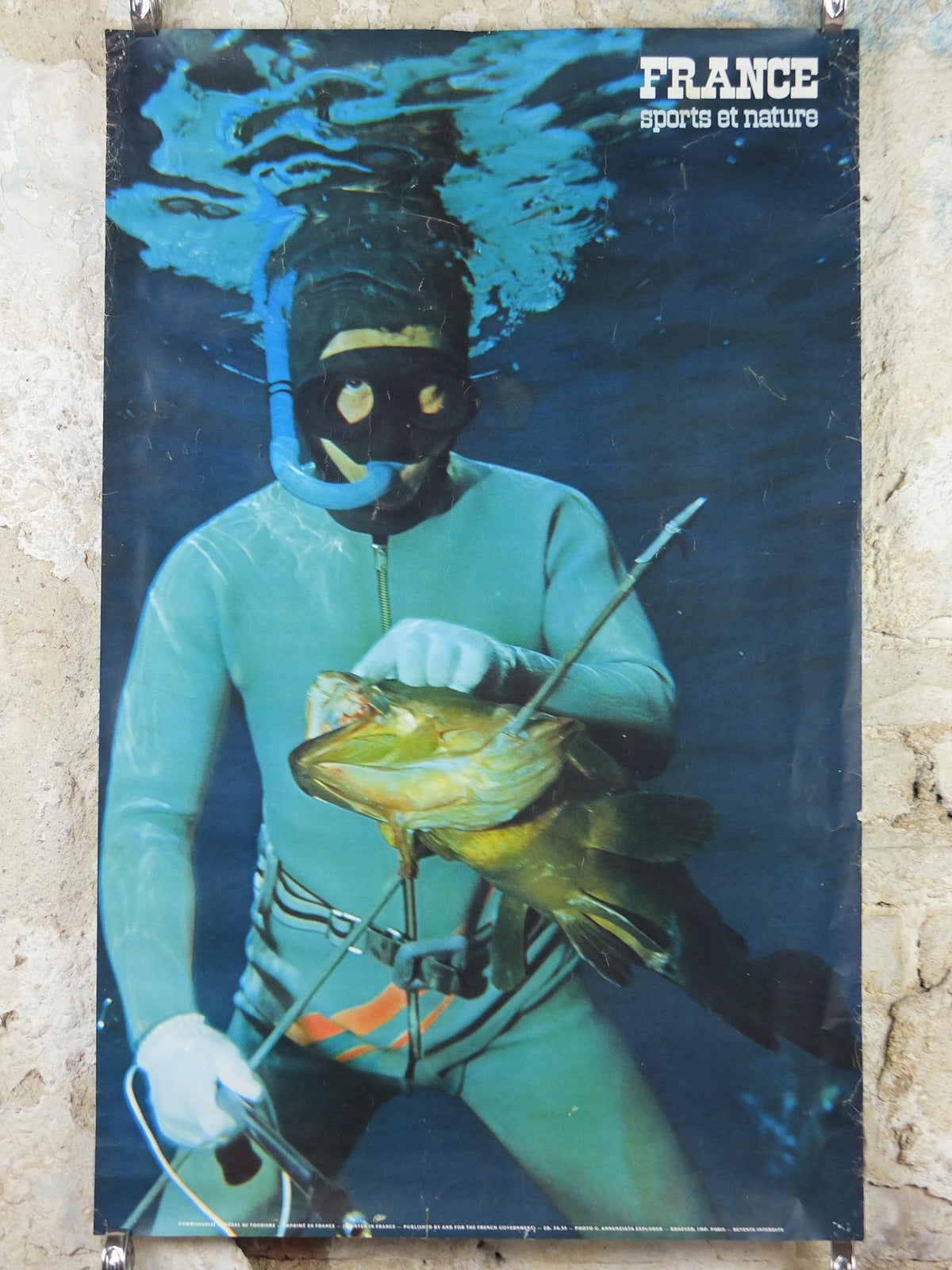 1974 Spearfishing in France Poster, France Sports et Nature, snorkelling and diving, French travel tourism, holiday vacation, wall art decor