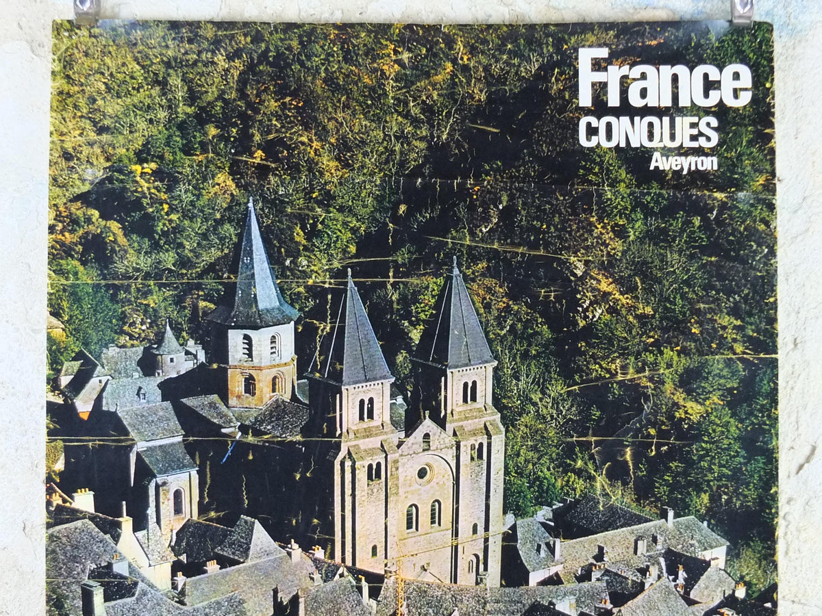 1974 Conques Travel Poster, Occitania Languadoc Roussillon, France, printed by French Government, travel tourism, wall art decor