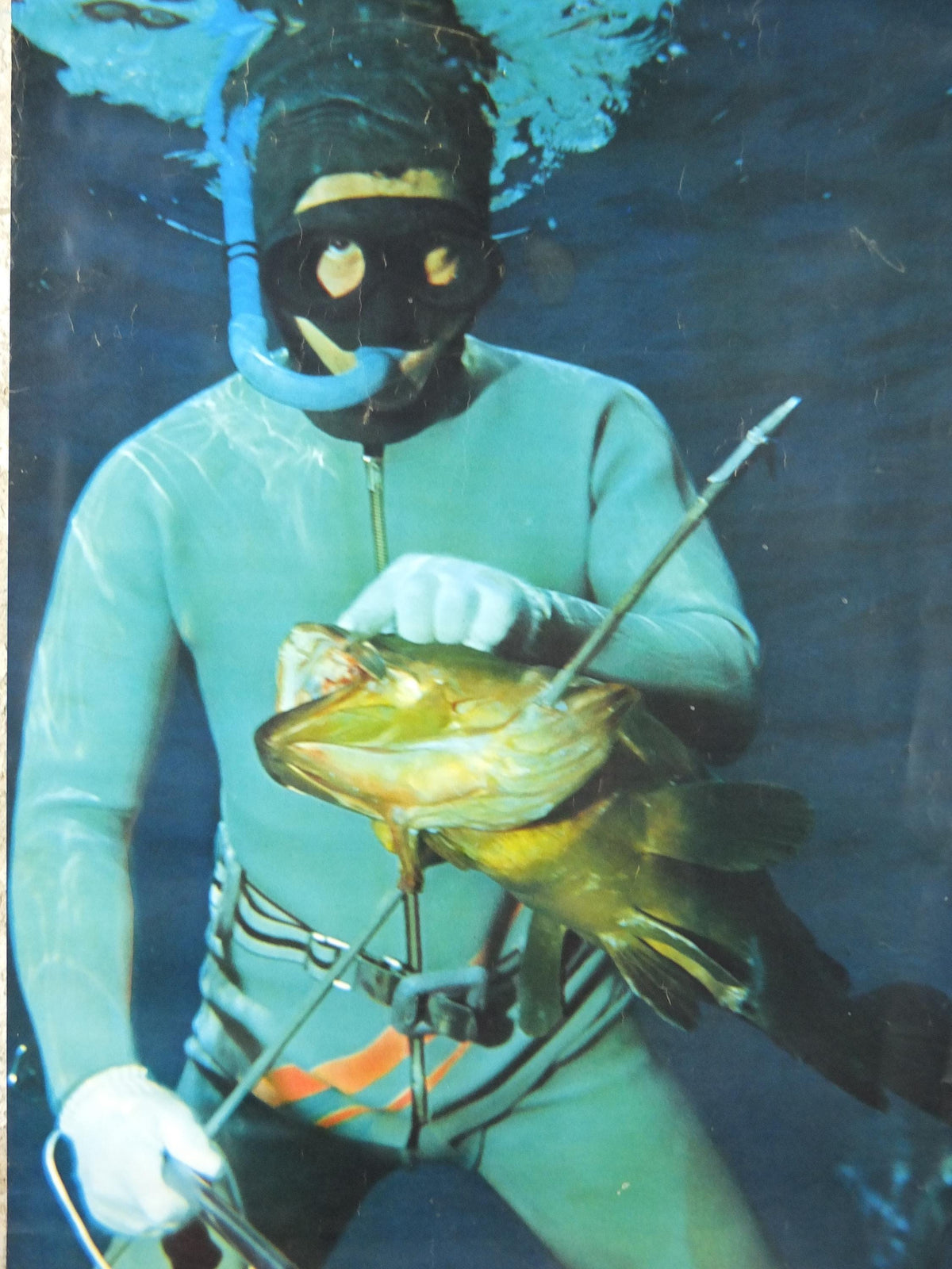 1974 Spearfishing in France Poster, France Sports et Nature, snorkelling and diving, French travel tourism, holiday vacation, wall art decor