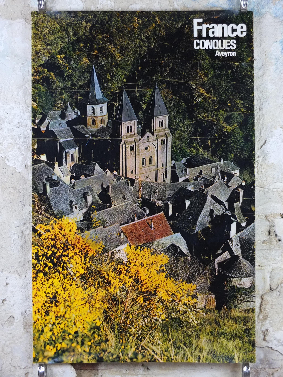 1974 Conques Travel Poster, Occitania Languadoc Roussillon, France, printed by French Government, travel tourism, wall art decor