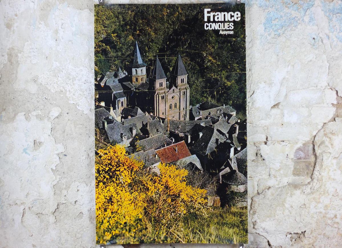 1974 Conques Travel Poster, Occitania Languadoc Roussillon, France, printed by French Government, travel tourism, wall art decor