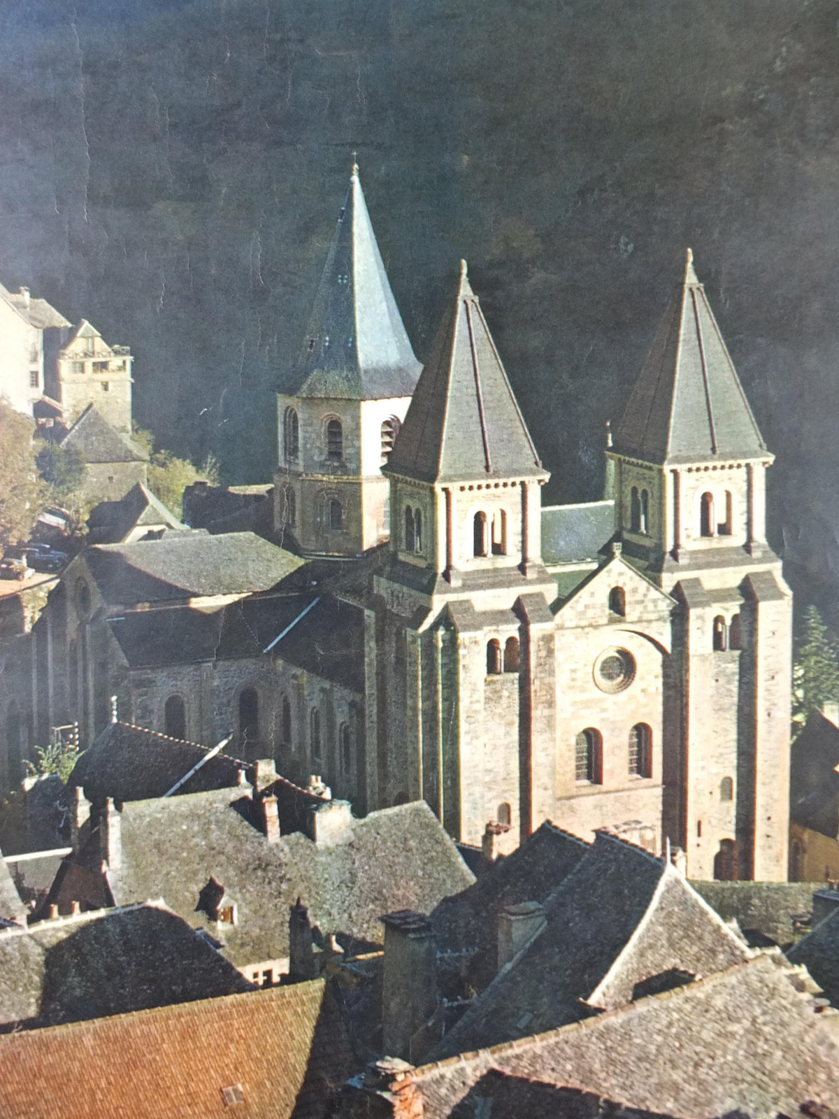 1962 Conques Travel Poster, Occitania Languadoc Roussillon, France, printed by French Government, travel tourism, wall art decor