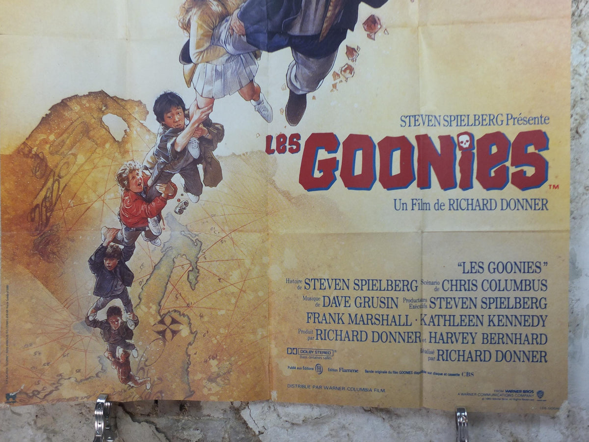 1985 The Goonies Poster, Treasure map hunt for pirate gold of One Eyed Willy, Original French Grande size, wall art cinema film memorabilia