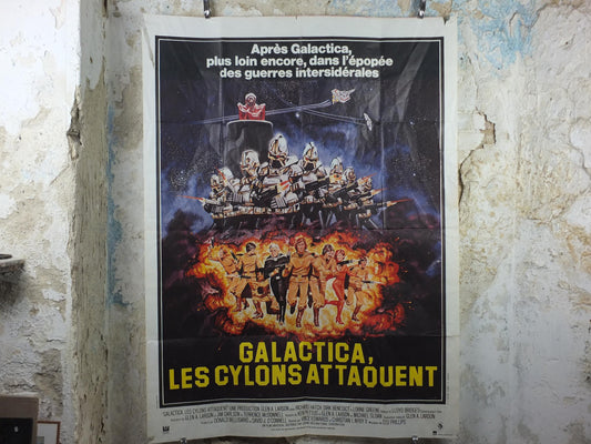 1978 Battlestar Galactica Poster, The Cylon Attack, Mission Galactica, Original French Grande size, wall art cinema film memorabilia