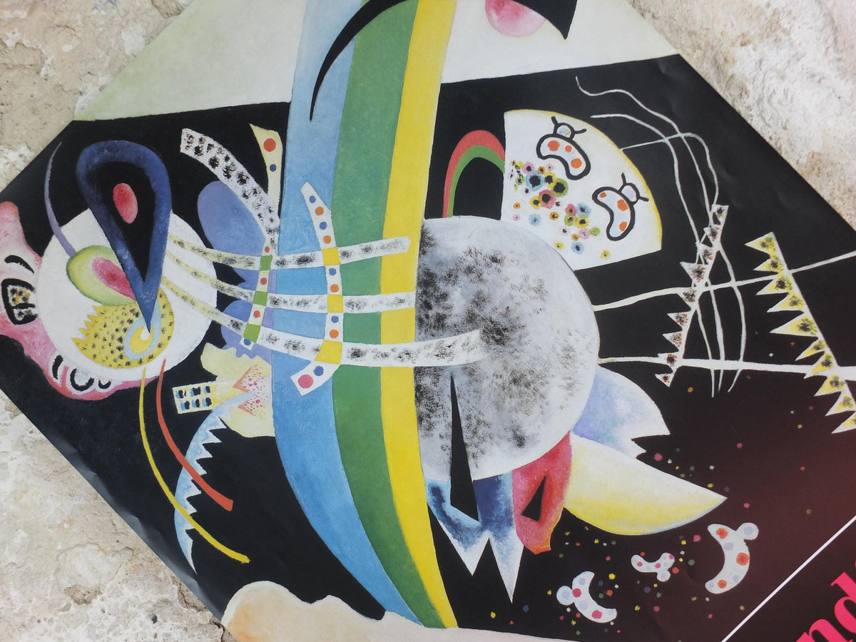 2001 Wassily Kandinsky Poster, Circles on a Black Background 1921, abstract art and expressionism, gallery exhibition wall art decor