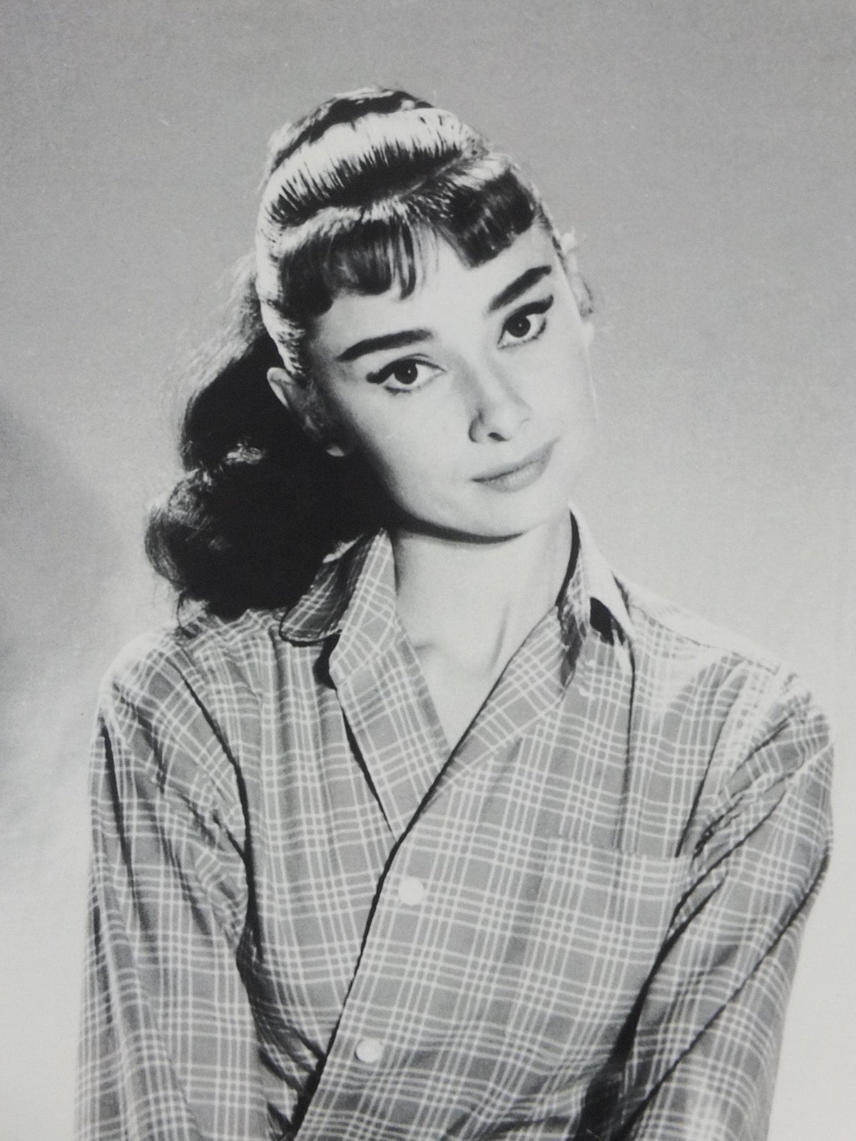 Vintage Italian Audrey Hepburn Poster – Pierluigi Praturlon Photograph, c.1990s