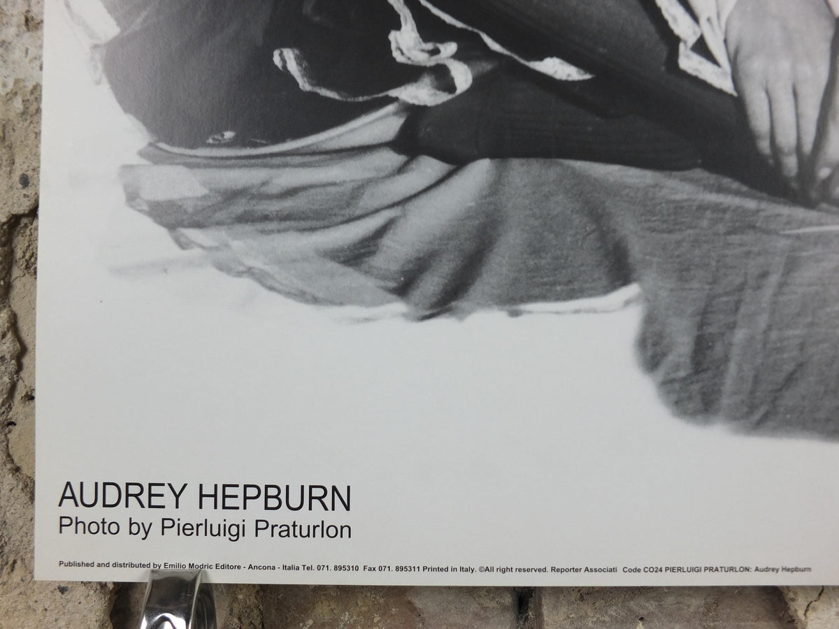 Vintage Italian Audrey Hepburn Poster – Pierluigi Praturlon Photograph, c.1990s